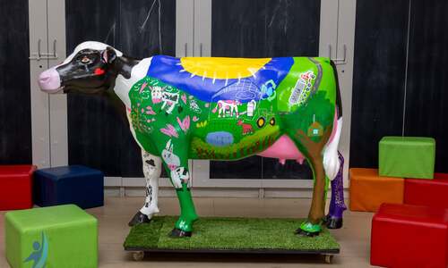 Bulleen Heights Cow_side 1.jpg
