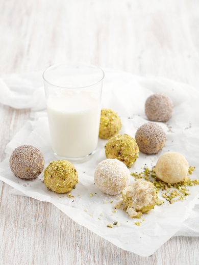 Milk and protein ricotta balls