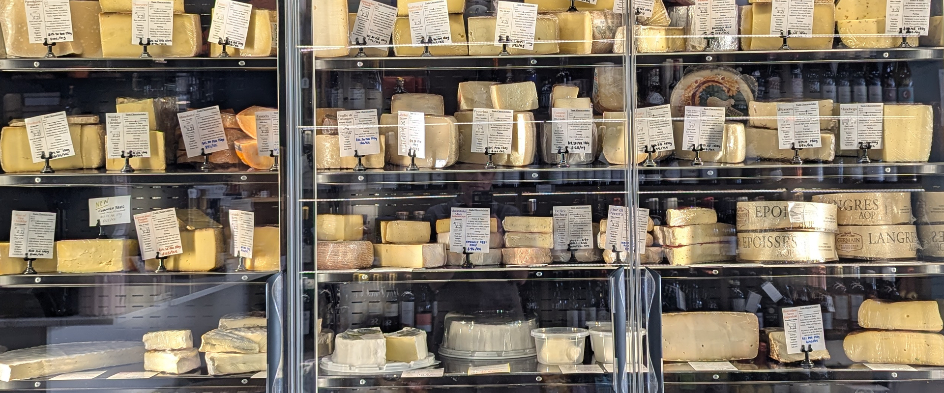 Le Fromage Yard-PXL_20241203_025328672.jpg