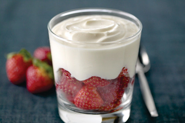 Yoghurt and strawberries